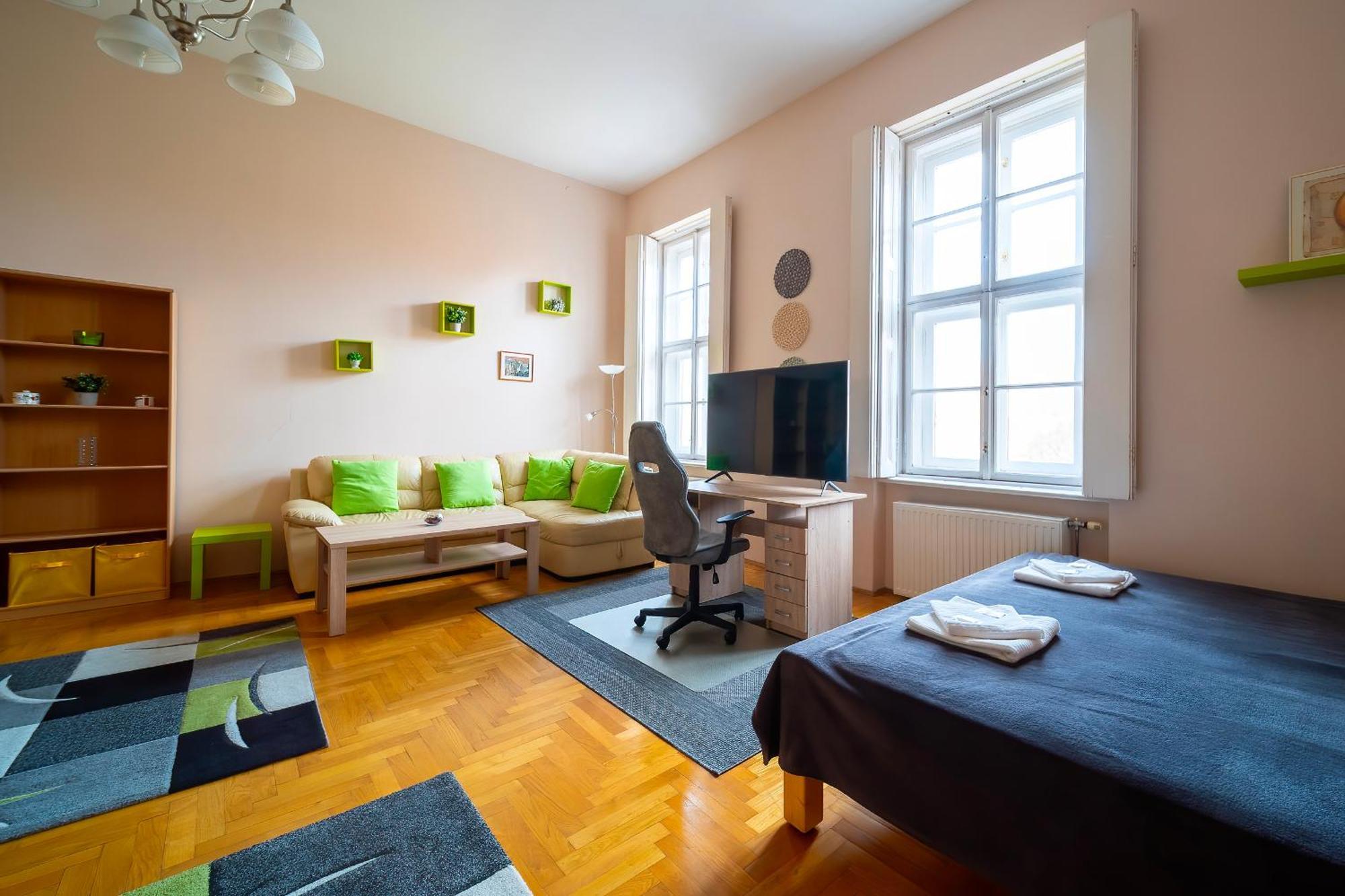 Tomka Apartman 塞格德 外观 照片